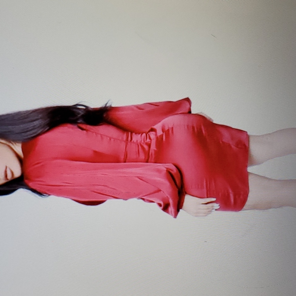Dress - Picture 3 of 3